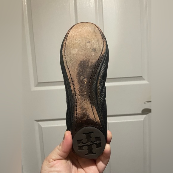 Tory Burch leather flats - Picture 4 of 6